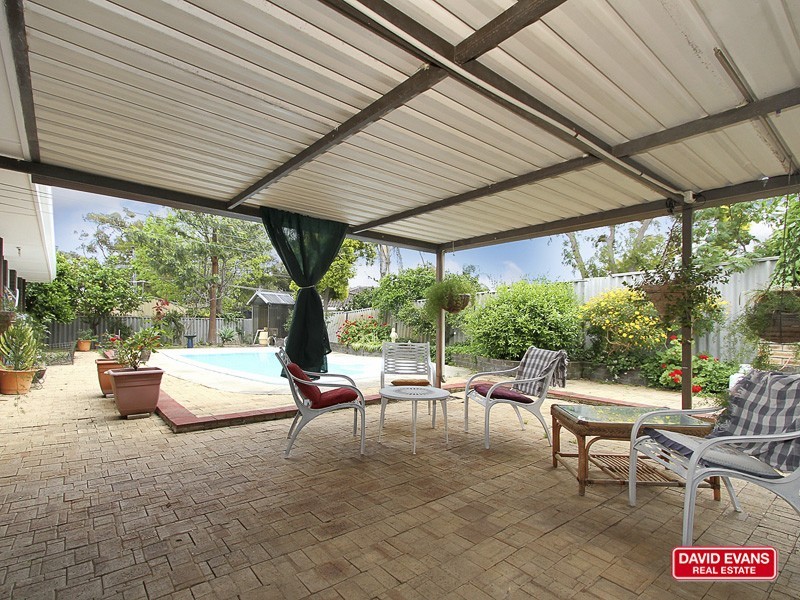 4 Fircroft Way, Hamersley WA 6022