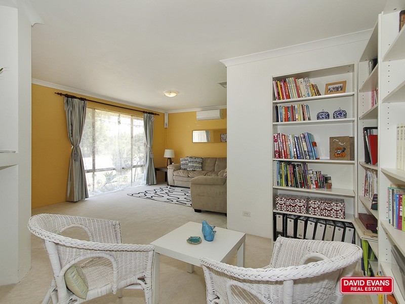 47 Addington Way, Marangaroo WA 6064