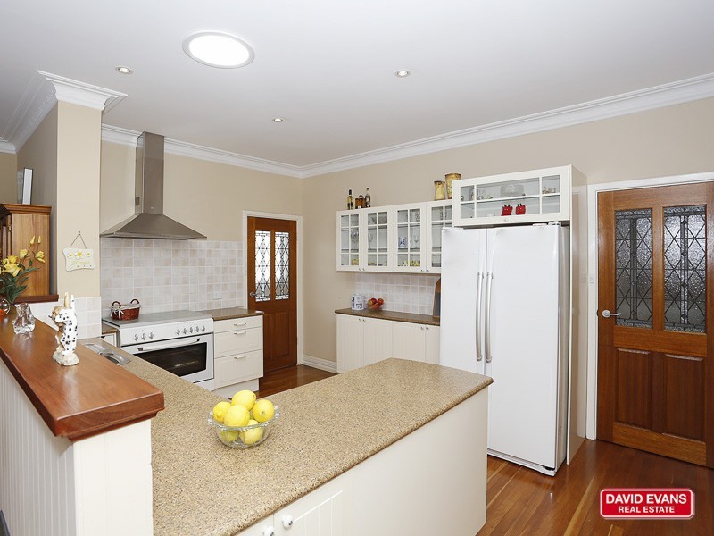 11 Preston Way, Balga WA 6061