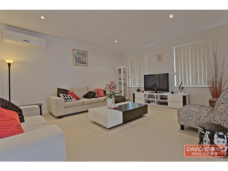 3 Illowra Way, Duncraig WA 6023