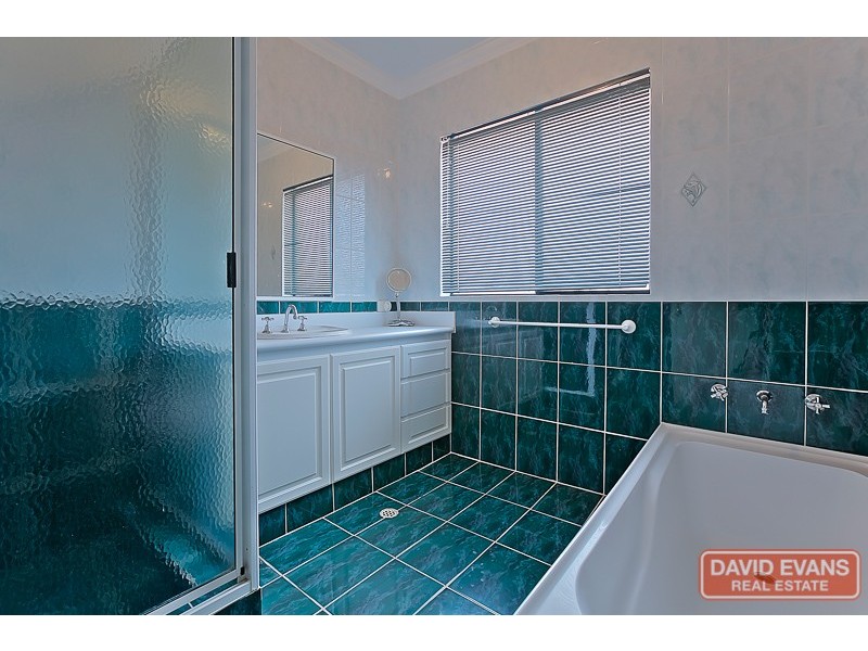 3 Illowra Way, Duncraig WA 6023
