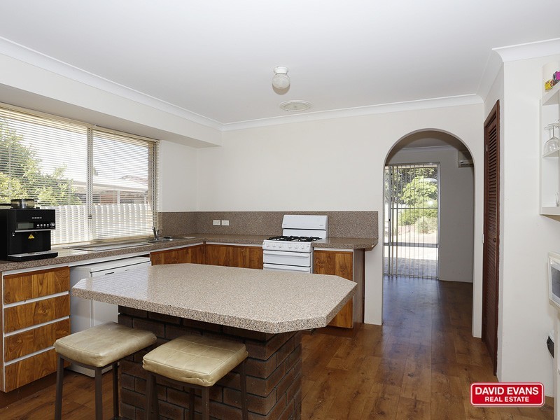 1 Balfern Court, Hamersley WA 6022