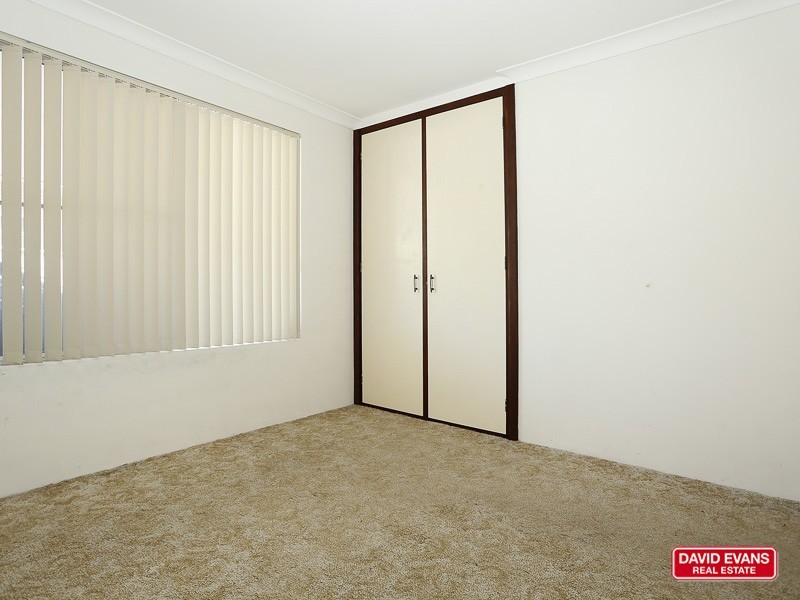 1 Balfern Court, Hamersley WA 6022