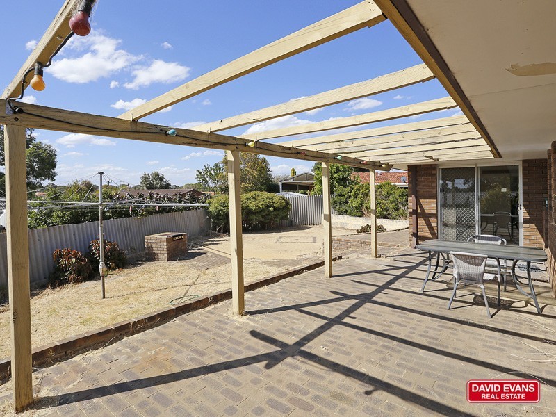 1 Balfern Court, Hamersley WA 6022