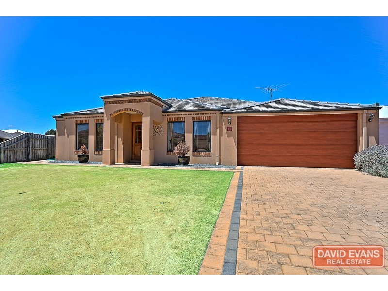 28 Ritchie Drive, Rockingham WA 6168