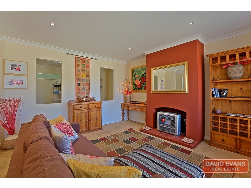 28 Ritchie Drive, Rockingham WA 6168