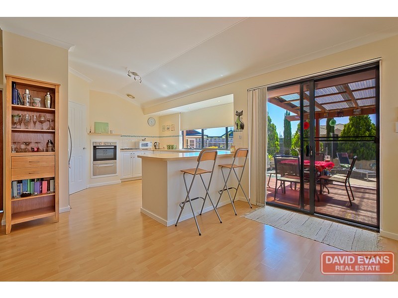 28 Ritchie Drive, Rockingham WA 6168