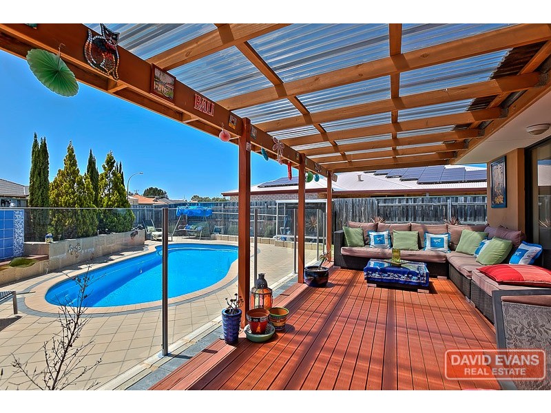 28 Ritchie Drive, Rockingham WA 6168