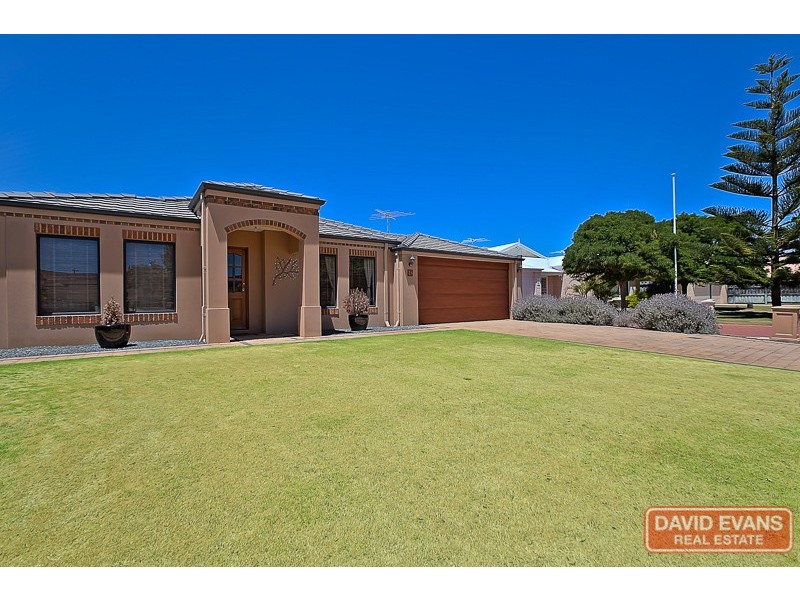 28 Ritchie Drive, Rockingham WA 6168