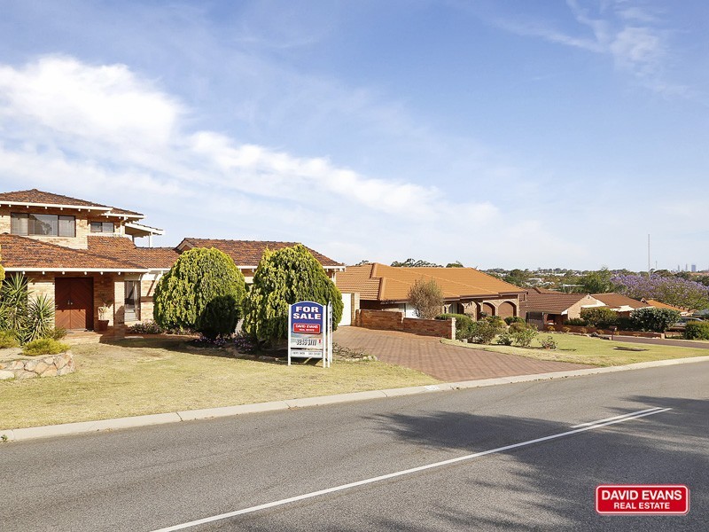 137 Rannoch Circle, Hamersley WA 6022
