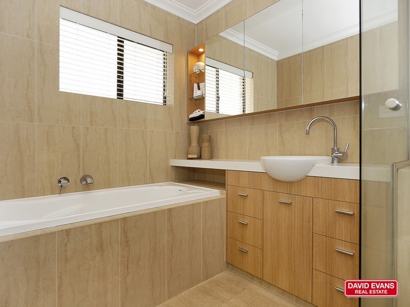 137 Rannoch Circle, Hamersley WA 6022