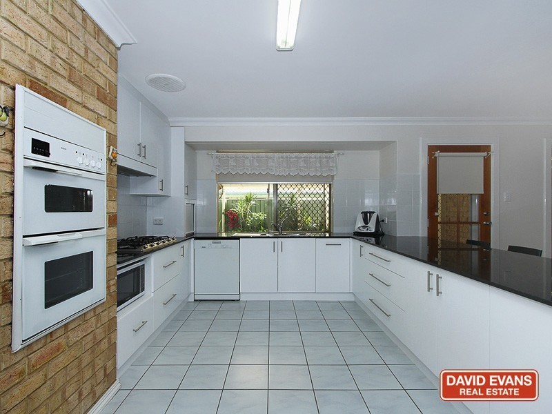 41 Jaeger Square, Ballajura WA 6066