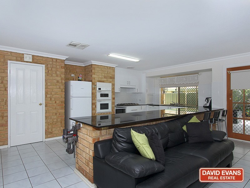 41 Jaeger Square, Ballajura WA 6066