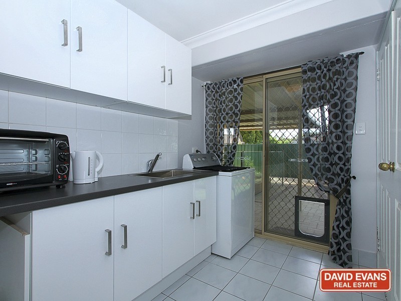 41 Jaeger Square, Ballajura WA 6066