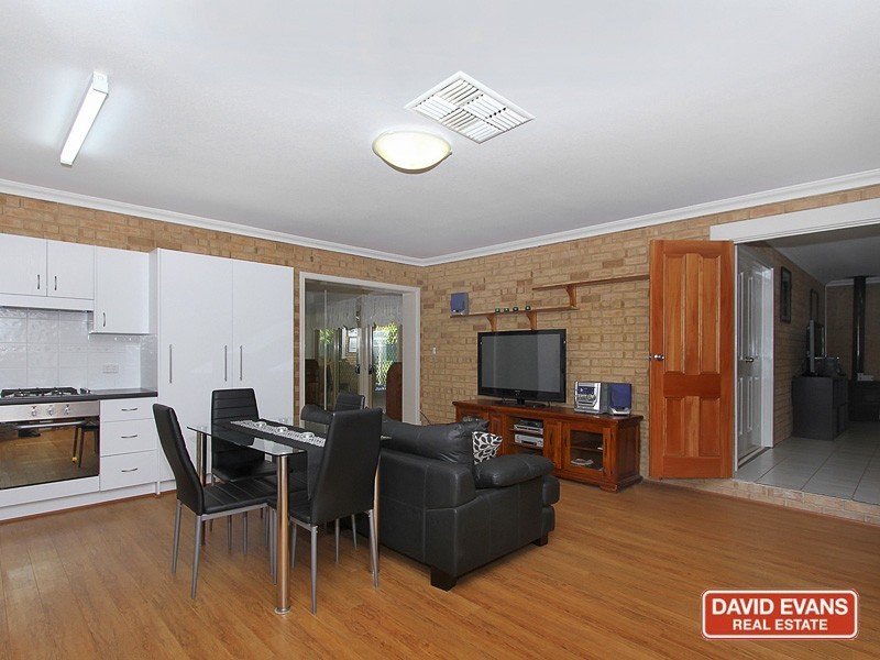 41 Jaeger Square, Ballajura WA 6066