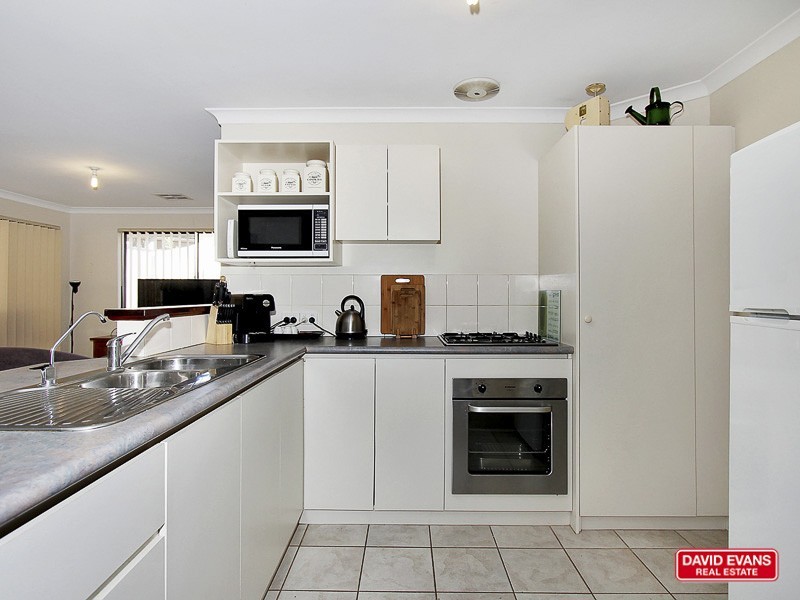 38 Bonnievale Terrace, Wanneroo WA 6065