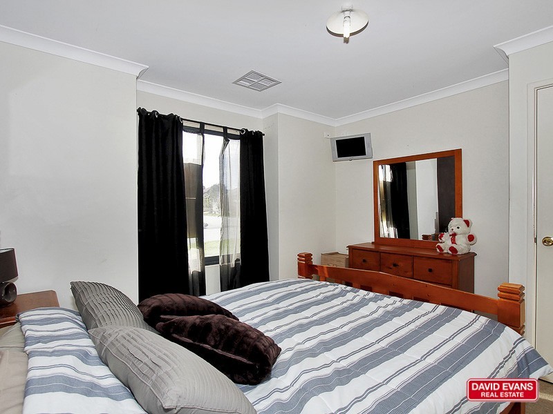 38 Bonnievale Terrace, Wanneroo WA 6065