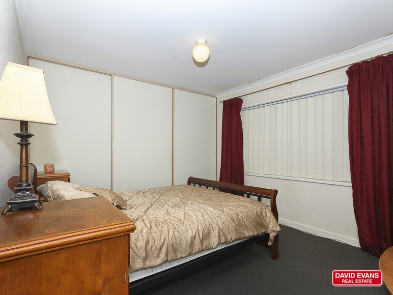 30C Casserley Avenue, Girrawheen WA 6064