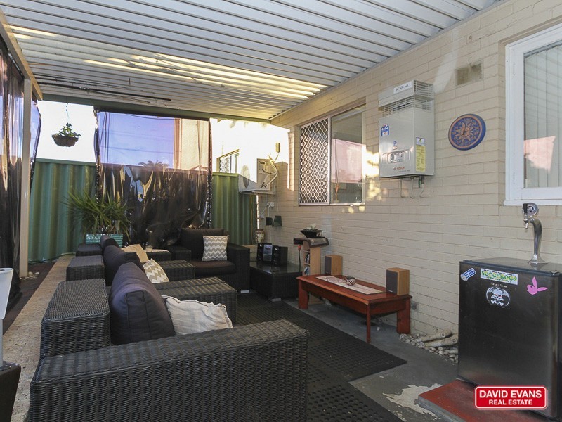 30C Casserley Avenue, Girrawheen WA 6064