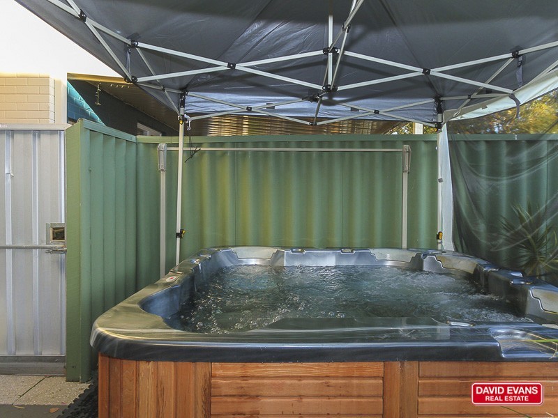 30C Casserley Avenue, Girrawheen WA 6064