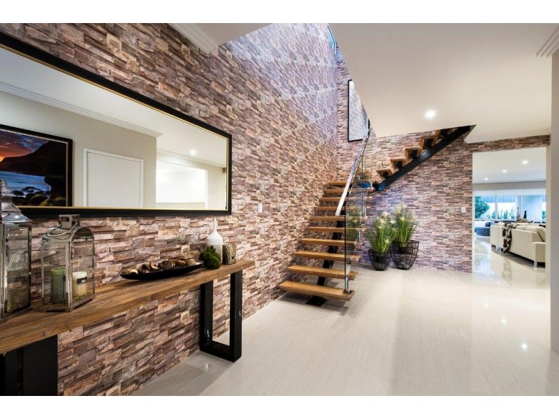 4 Solandri Bend, Banksia Grove WA 6031