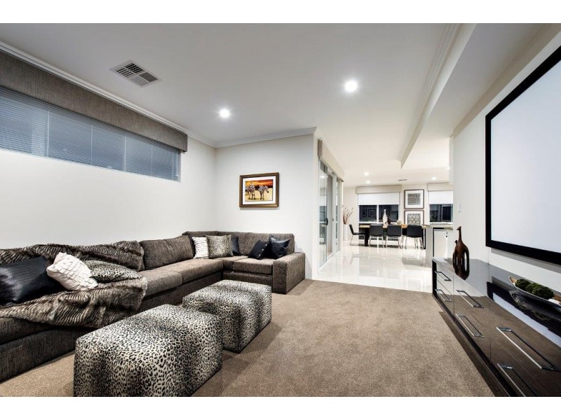 4 Solandri Bend, Banksia Grove WA 6031