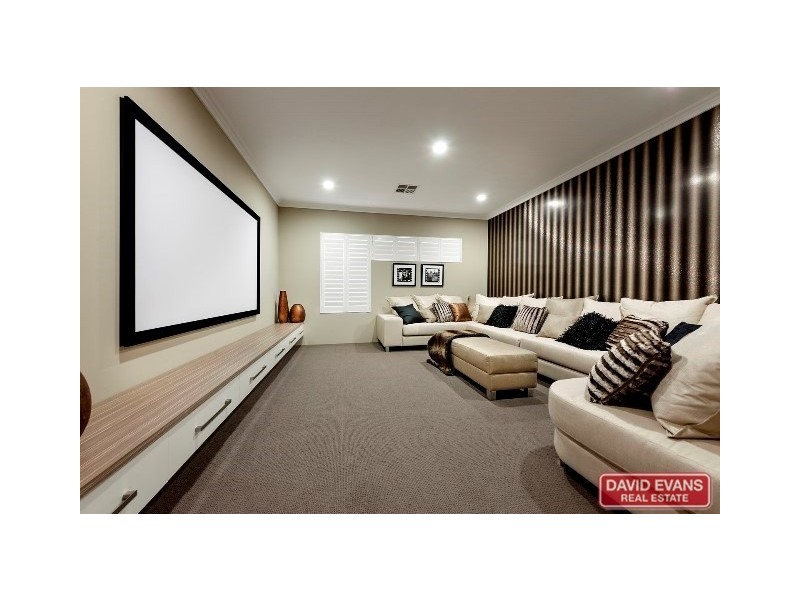 28 Newmarket Parade, Butler WA 6036