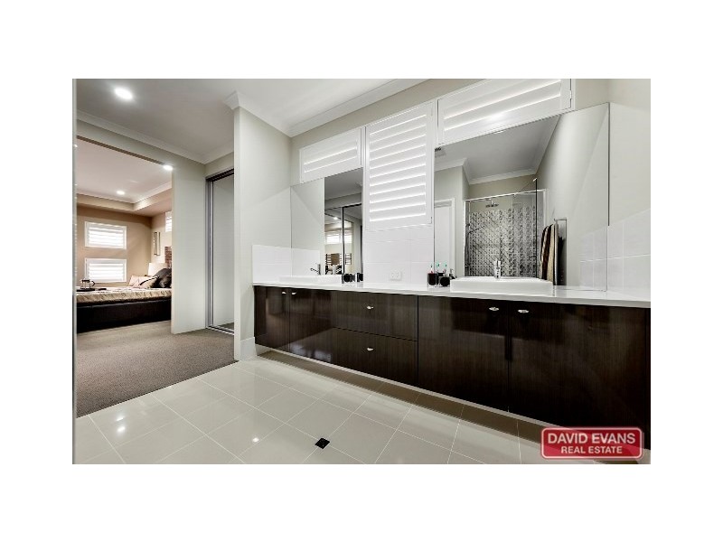 28 Newmarket Parade, Butler WA 6036