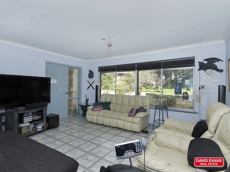 6 Farnley Way, Duncraig WA 6023