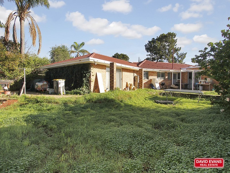 6 Farnley Way, Duncraig WA 6023