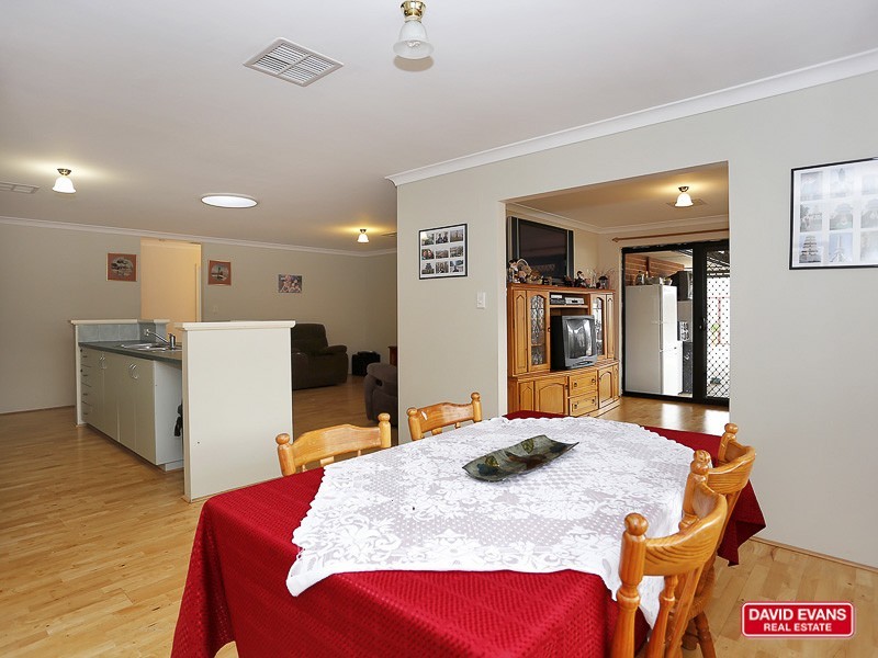 1 Yandella Promenade, Tapping WA 6065