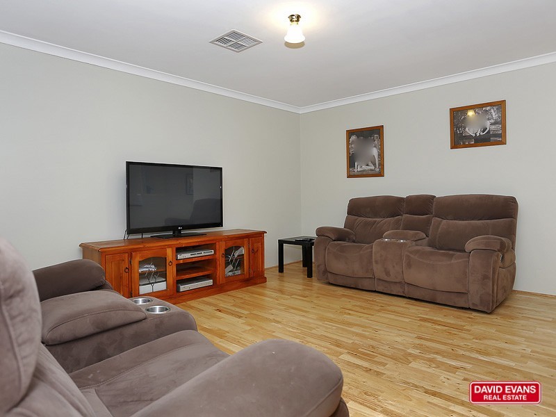 1 Yandella Promenade, Tapping WA 6065