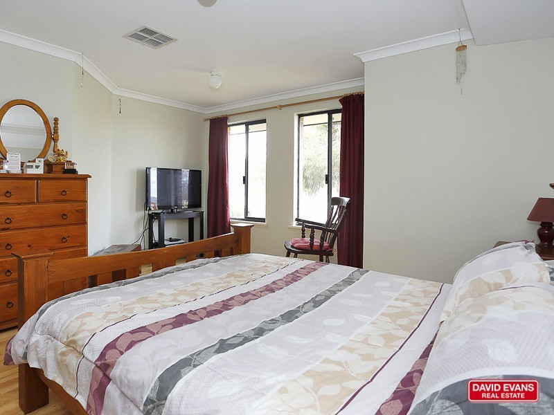 1 Yandella Promenade, Tapping WA 6065
