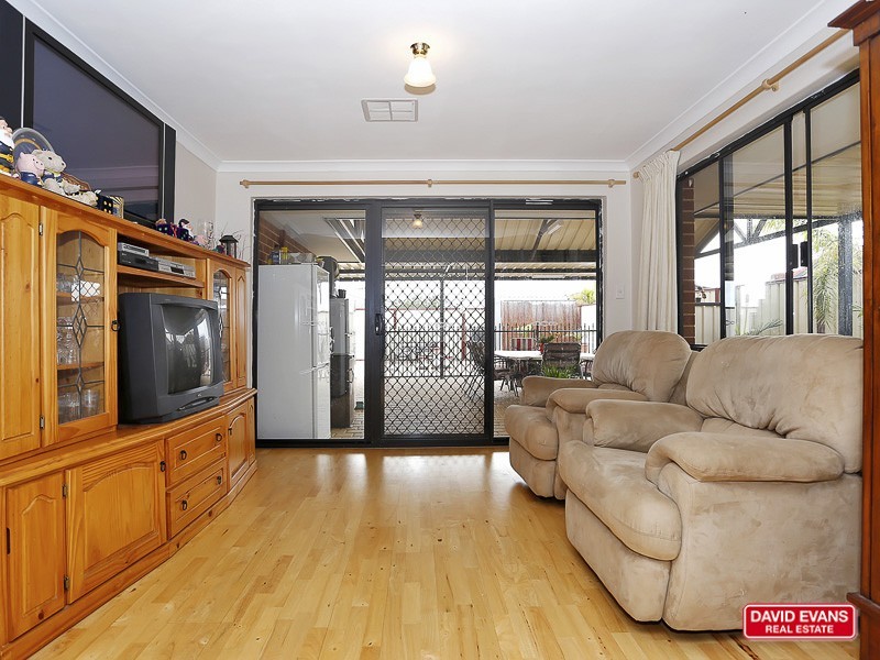 1 Yandella Promenade, Tapping WA 6065