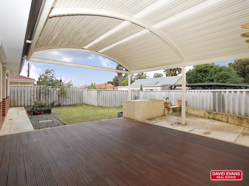 6 Montgomery Lane, Langford WA 6147