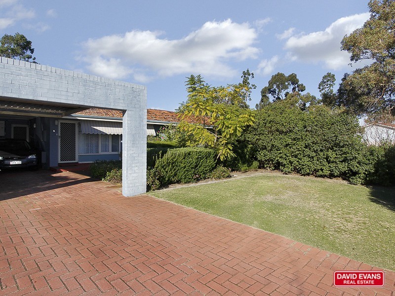 24B Connell Way, Girrawheen WA 6064