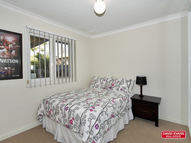 24B Connell Way, Girrawheen WA 6064