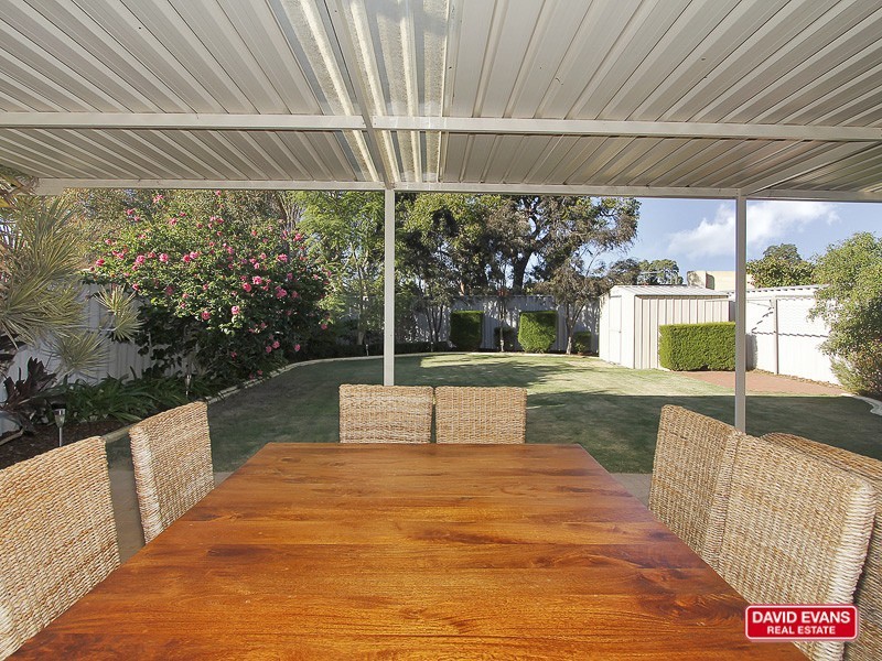 24B Connell Way, Girrawheen WA 6064