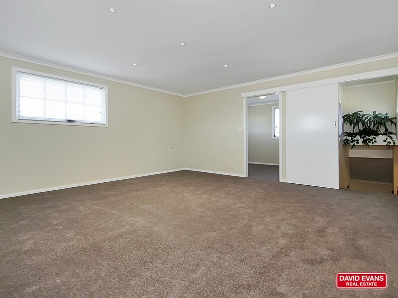 17 Barr Street, Dianella WA 6059