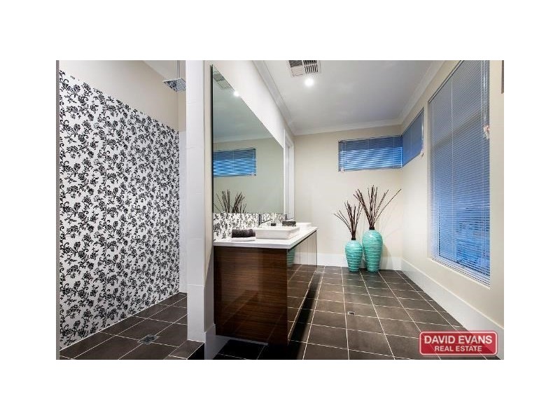 8 Solandri Bend, Banksia Grove WA 6031