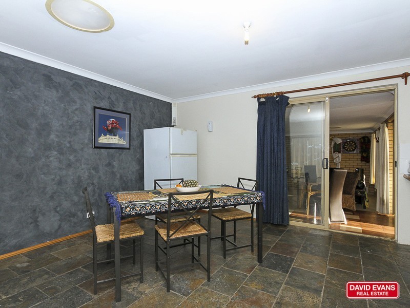 21 Chestnut Grove, Mirrabooka WA 6061