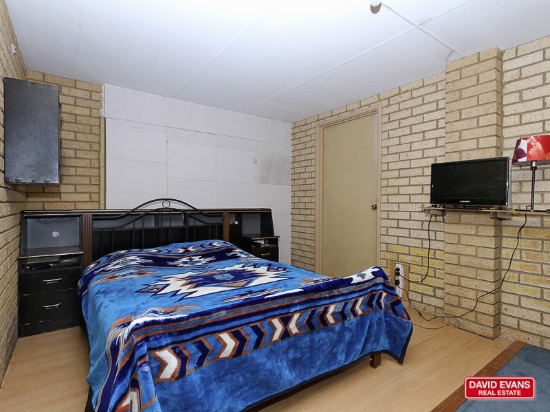 21 Chestnut Grove, Mirrabooka WA 6061