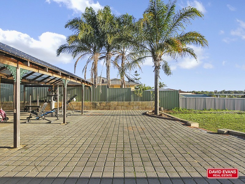 21 Chestnut Grove, Mirrabooka WA 6061