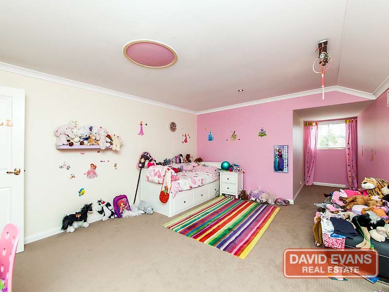 56 Cricklewood Way, Carine WA 6020