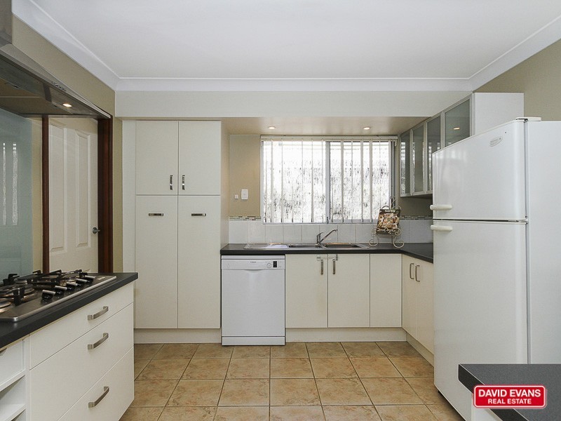 1 Doon Way, Hamersley WA 6022