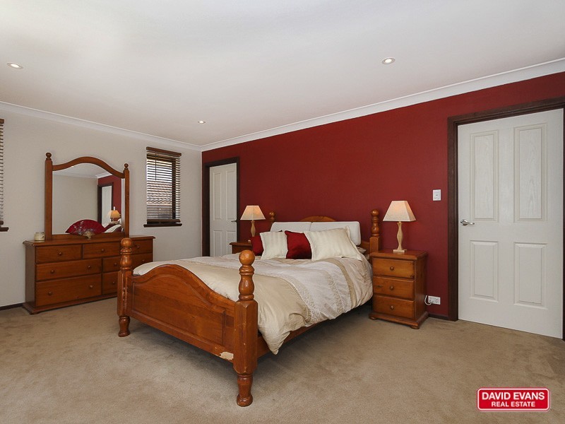 1 Doon Way, Hamersley WA 6022