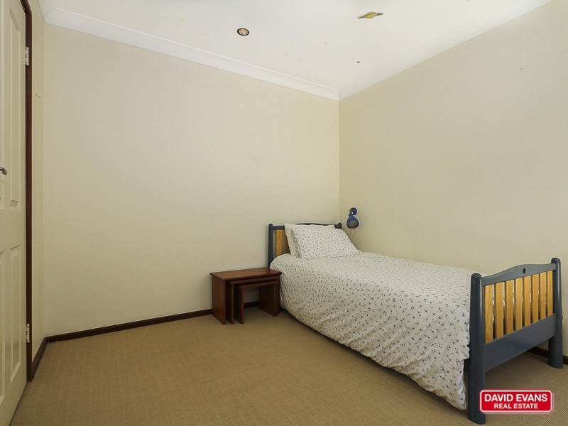 1 Doon Way, Hamersley WA 6022