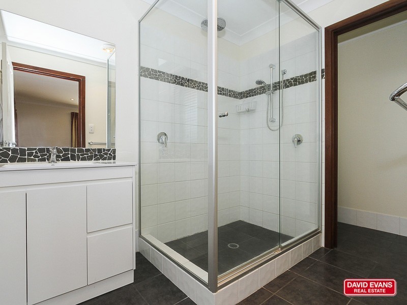 1 Doon Way, Hamersley WA 6022