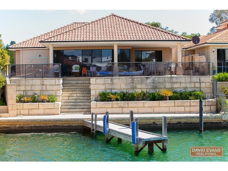 12 Condor Mews, Halls Head WA 6210