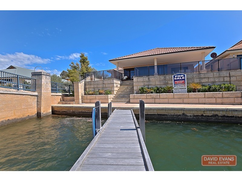 12 Condor Mews, Halls Head WA 6210